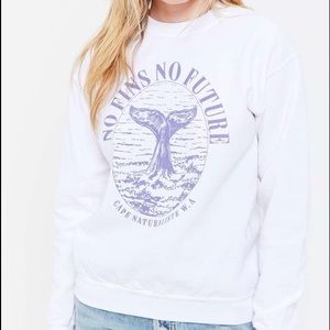 Urban Outfitter’s ‘No Fins No Future’ Pullover shrunken fit